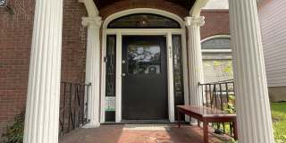 531 W Water St Gallery 21
