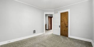 NEW LISTING! 4 BEDROOM HOME NEW LISTING! 4 BEDROOM HOME Gallery 35