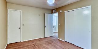 4809 E EUCLID Avenue Gallery 13