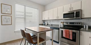 Metropolis Apartments Gallery 38