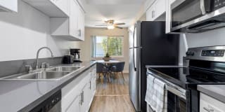 Lombardi Apartments Gallery 3