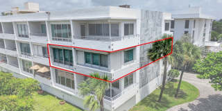 10240 Collins Ave Gallery 11