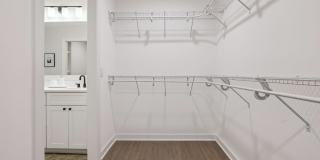 Model 3 Bedroom Town Home Gallery 27