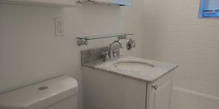 Brookline 2 Bedroom – Heat & Hot Water Included – 755 Sq Ft Gallery 8
