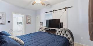 10107 N ASTER Avenue Gallery 11