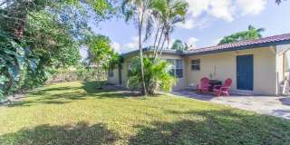 927 W Royal Palm Road Gallery 2
