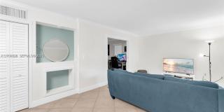 8617 SW 68th Ct Gallery 5