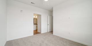 Colina Hillside Gallery 63