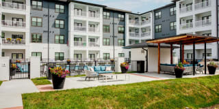 Bexley Donelson Gallery 16