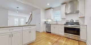 112 Greenwood Street Gallery 3