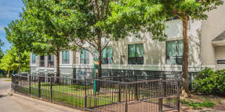 Elan at Bluffview Gallery 35