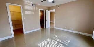 12 NE 19th Court unit: 220A Gallery 5