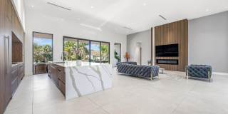 1000 SW 93rd Avenue Gallery 8