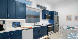 473 1/2 West Sunview Avenue Gallery 22