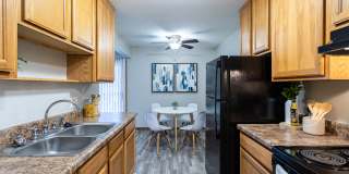 Royal Oaks Gallery 5