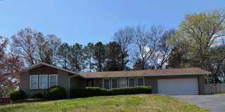 Farragut 37934 - Farragut Schools - 3 bedroom, 2 bath home with a great kitchen - Susan Niedergeses (865) 300-4722 Gallery 1