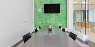 3033 Wilshire Gallery 40