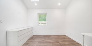 422 N Batavia St. Gallery 10