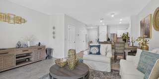 160 Bandol Street Gallery 25