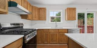 Garage Townhouse For Lease Gallery 11