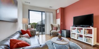 Windsor at Maxwell's Green Gallery 29