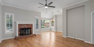 Greenbelt Living Near Lake Austin Gallery 1