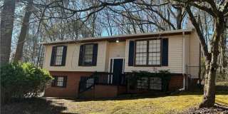 Spacious 4BR House in Lithonia Gallery 1