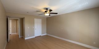 11155 Grants Landing Gallery 14