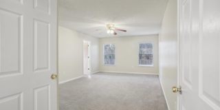 2346 ADAMS LAKE Boulevard Gallery 28