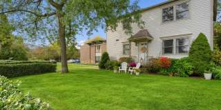 Charming 2BR Condo in Grand Haven Gallery 1
