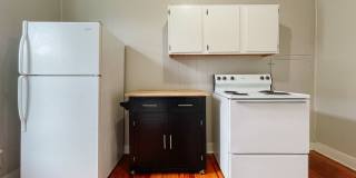 PRELEASING for AUGUST! Close to Campus: In-Unit Washer/Dryer + LOFT Gallery 4