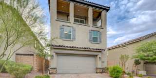 INCREDIBLE 4-BEDROOM HOME WITH PRIVATE 3RD-FLOOR RETREAT & AMAZING VIEWS! Gallery 1