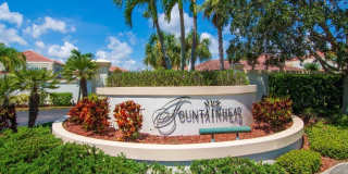 528 7th Square unit: 102 Gallery 1