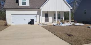 4 bedroom 2.5 bath Gallery 1