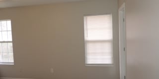 3881 Crest Drive Gallery 28