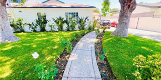 5118 Riverton Avenue 5118 Riverton Avenue Gallery 1