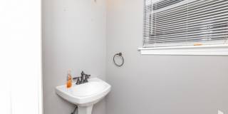 1471 North Larrabee Gallery 3