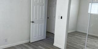 Grant Street Gallery 8