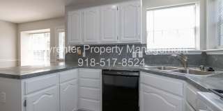 Gorgeous 4 Bedroom Remodel, Union Schools! Gallery 7