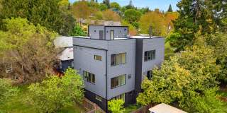 Gorgeous Urban Madrona 3-bedroom home Gallery 1