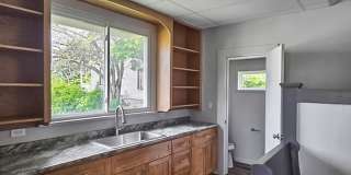 3 Bed Home with Finished Attic & Hardwood Floors – $1,495/mo 3 Bed Home with Finished Attic & Hardwood Floors – $1,495/mo Gallery 6