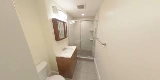 Charming 4 Bedroom-No Broker Fee Gallery 9