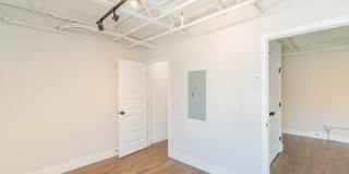 614 E Main Street Gallery 8