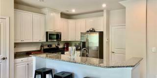 Room in 3 Bedroom Home at Audubon Park Dr Room in 3 Bedroom Home at Audubon Park Dr Gallery 21