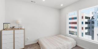 16122 COLUMBUS Avenue Gallery 15