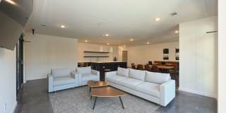 **THIS IS THE ONE IN EAST NASHVILLE** Gallery 42