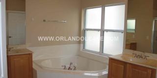 Spacious 4 Bed / 3.5 Bath Home in Gated Toscana Gallery 13