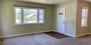 Cute Cottage House with Private Courtyard + Walking Distance to CSU! Gallery 3