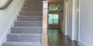 Available For Immediate 6 Month Or Shorter Lease Gallery 3