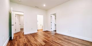**FULLY REMODELED** (AUGUST 2028) INCREDIBLE LOCATION IU CAMPUS 6 BEDS!!! Gallery 25